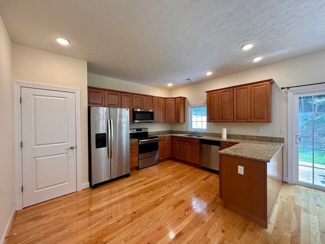 Photo - 573 Spring Oaks Drive