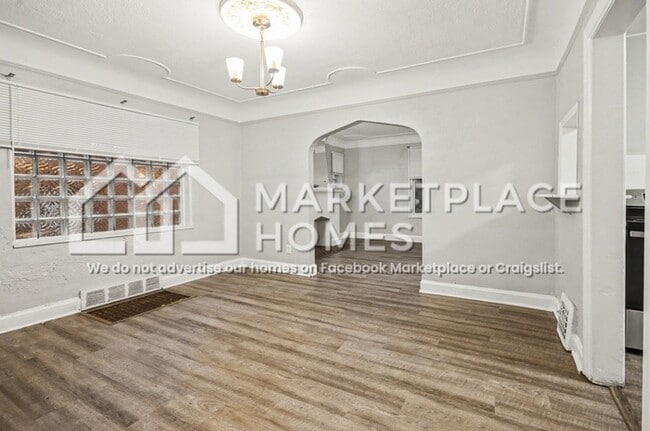 Photo - 15071 Cruse St