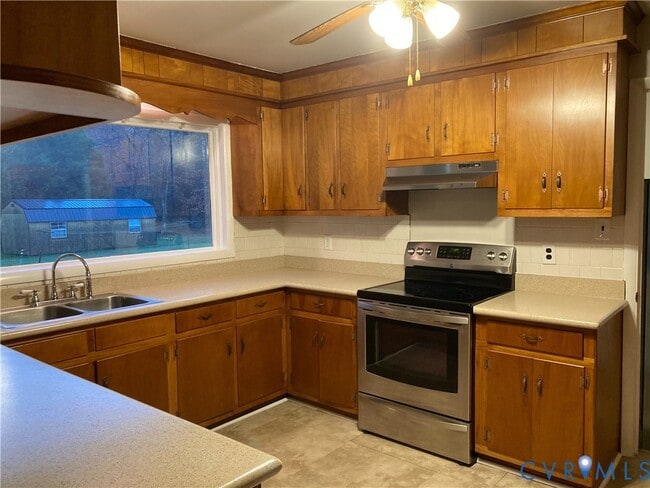 Photo - 3940 Senior Ln