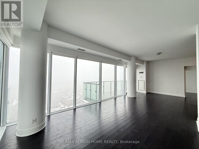 Photo - 65 St Mary St Unité 4001