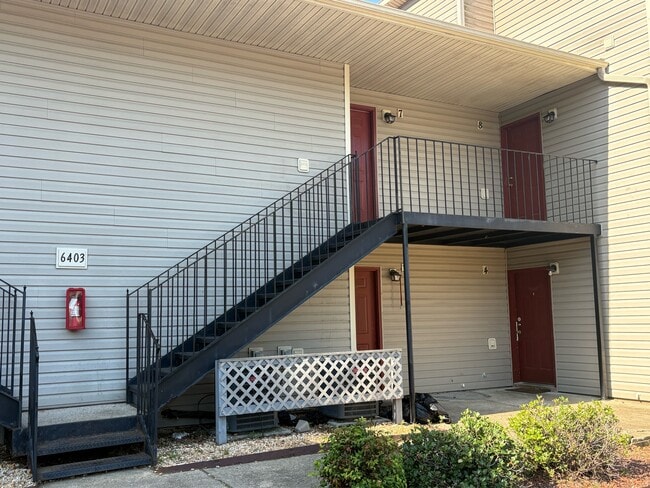 Photo - 6403 Starbrook Dr