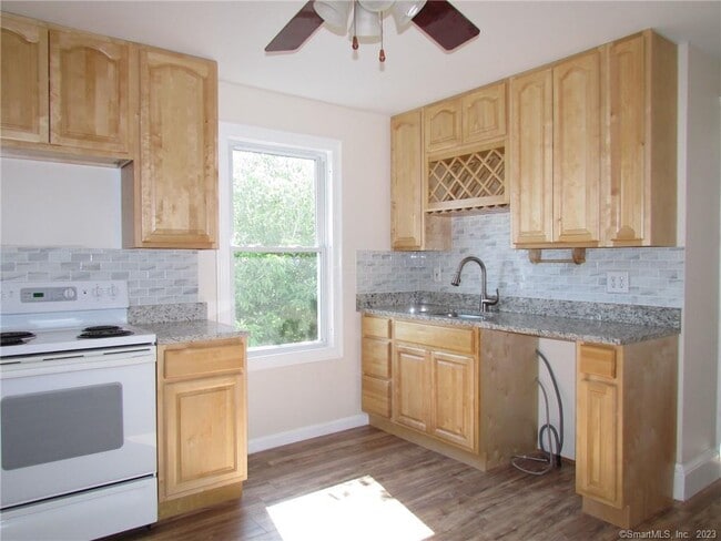 Photo - 110 Culvert St Unidad 2