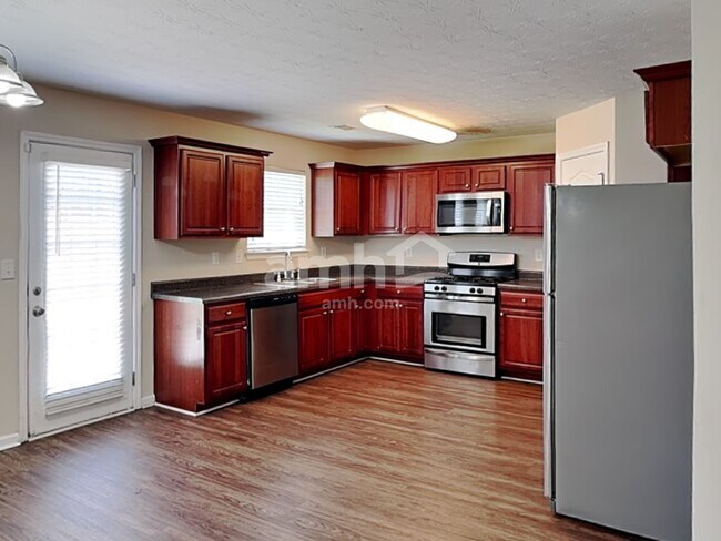 Photo - 2827 Riders Ct