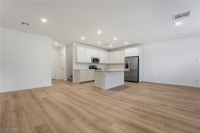Photo - 2558 Venetia Pointe St