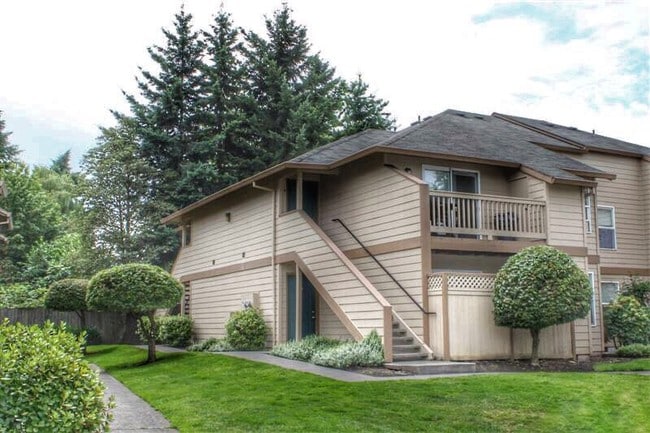 Building Photo - Village Place