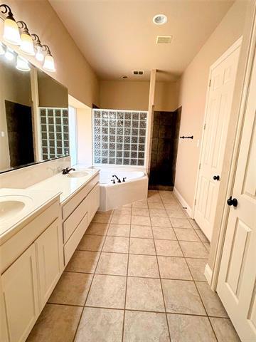 Photo - 834 San Clemente