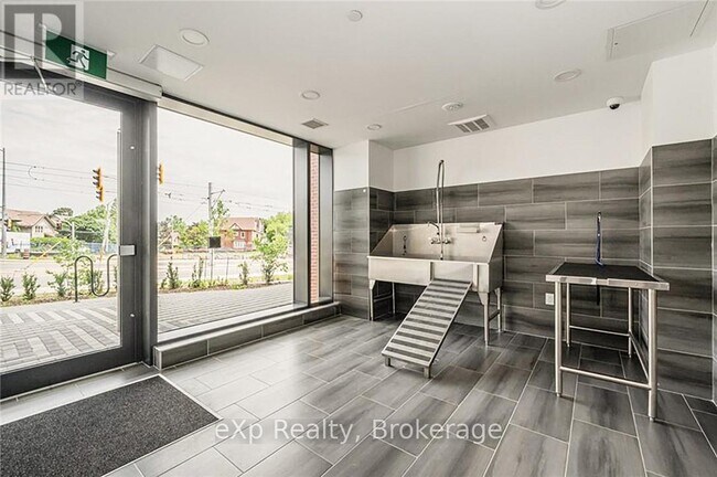 Photo - 15 Wellington St S Unité 2307