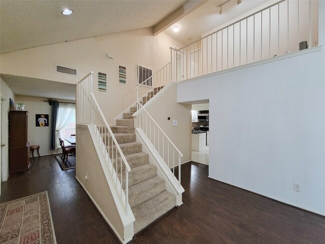 Photo - 25303 Avery Hill Ln