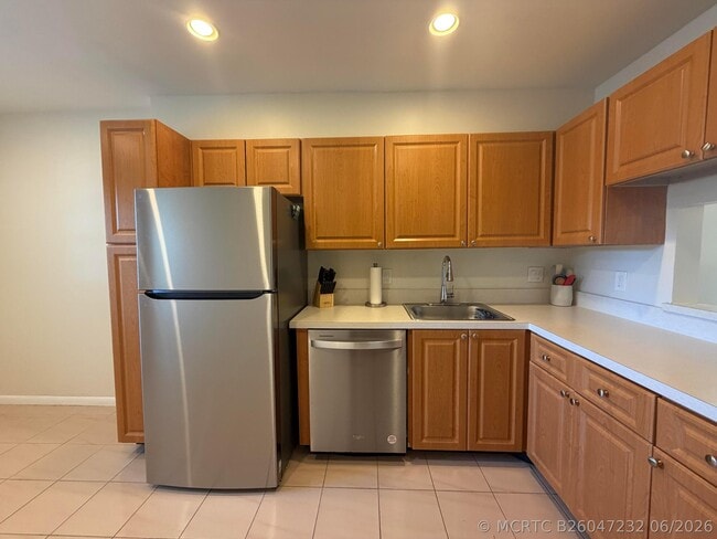 Building Photo - 2800 Fiore Way Unit 201