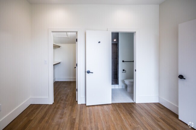 1 BR, 2 BA Townhome