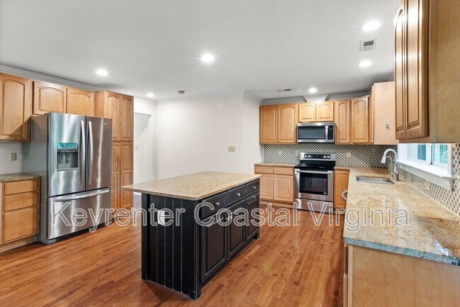 Photo - 40 Normandy Ln