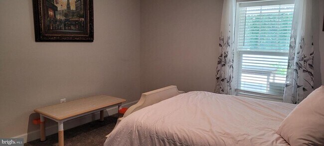 Photo - 301 Petunia Way