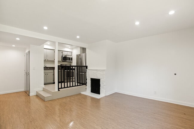 Photo - 9910 Robbins Dr Unit 9910.5