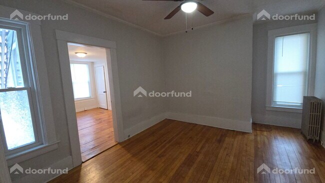 Photo - 46 E Main St Unit 2