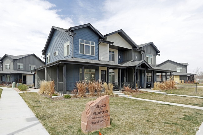 Photo - Redwood Village Apartments