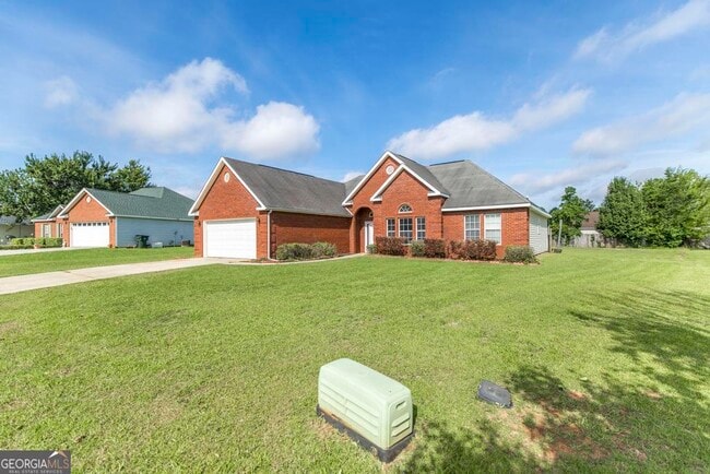 Photo - 105 Millstone Way