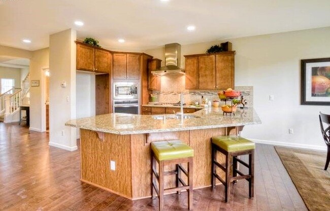 Photo - 16933 NW Viola St