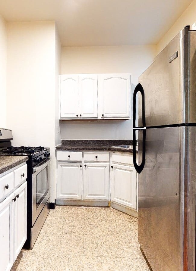 Photo - West 116th Street Unidad 2B