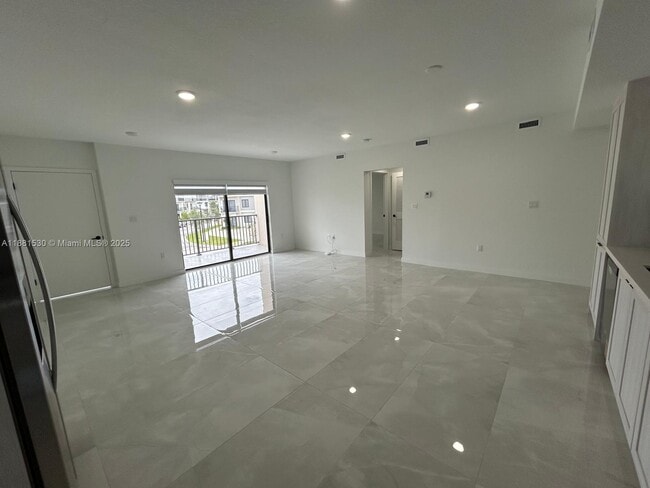Photo - 14608 SW 261st Ter