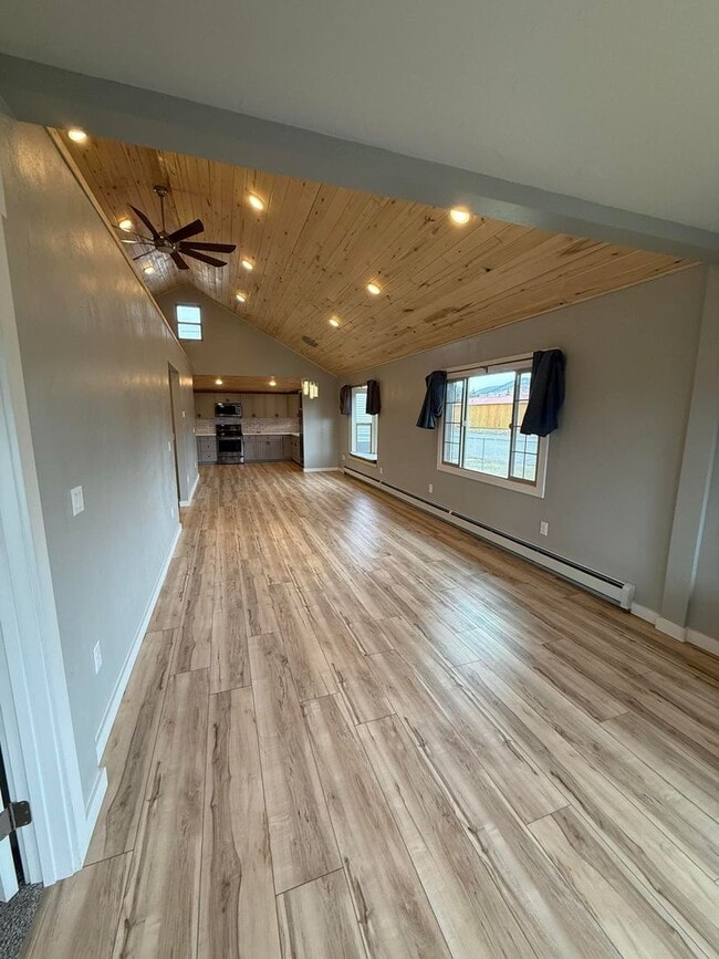 Photo - Stunning 5-Bedroom Home located in Butte MT