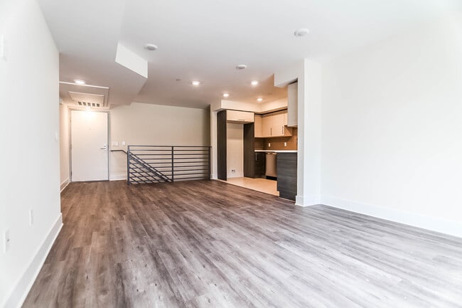 Photo - 5026 Rosewood Ave Unit 506