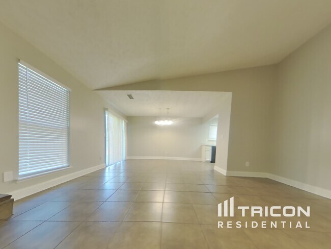 Photo - 4765 Jamerson Forest Cir