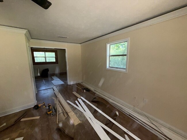 Photo - 6239 Wesley St