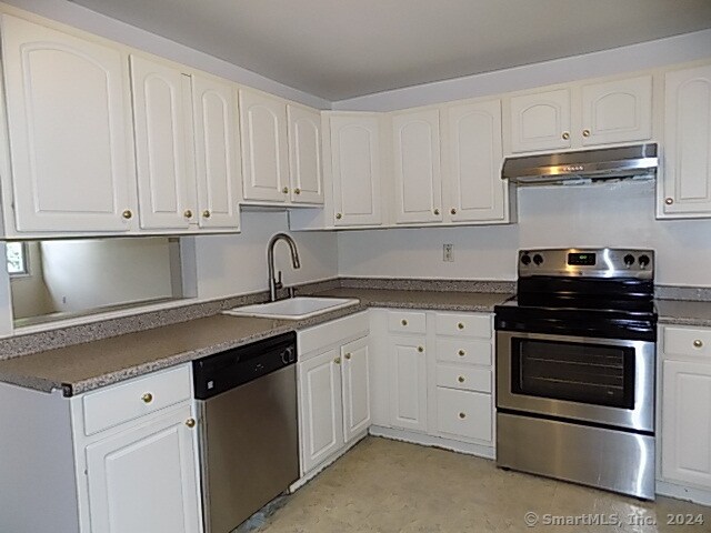 Photo - 30 Canterbury Arms