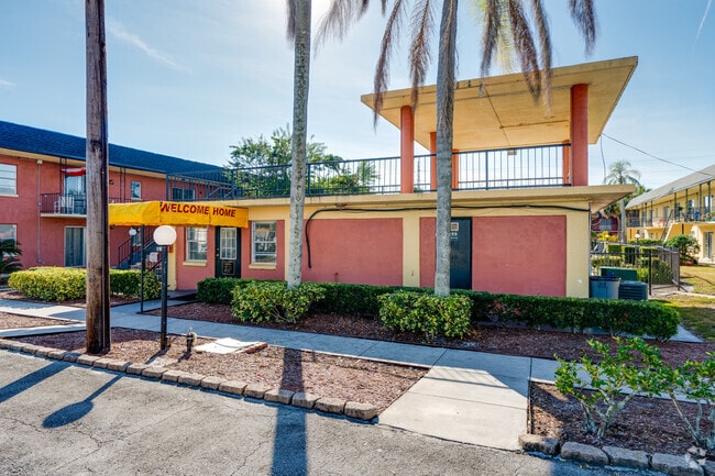 5465 Curry Ford Rd Orlando, Florida 32812 - Hollow Brook