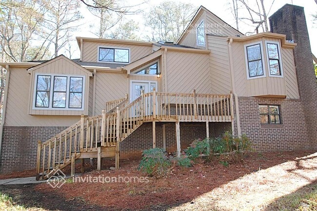Building Photo - 325 Old Tree Trce Rental