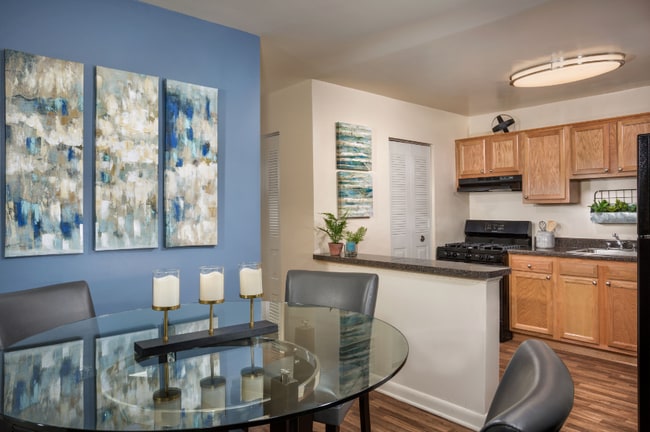 Photo - Cheverly Station