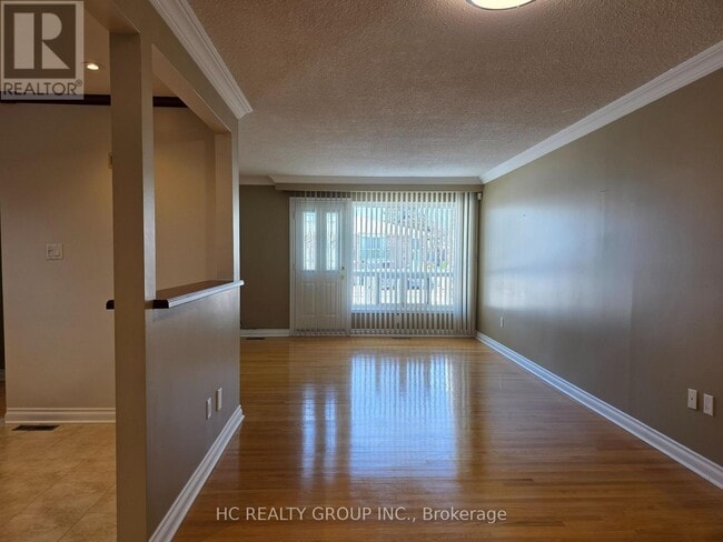 Photo - 3161 Rymal Rd