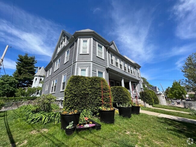Building Photo - 87 Morrison Ave Unit 2R Rental