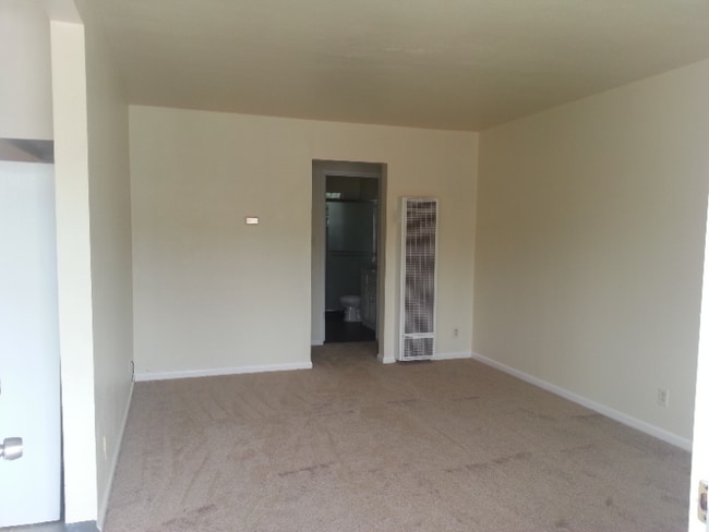 Photo - 914 College Dr Unidad 7