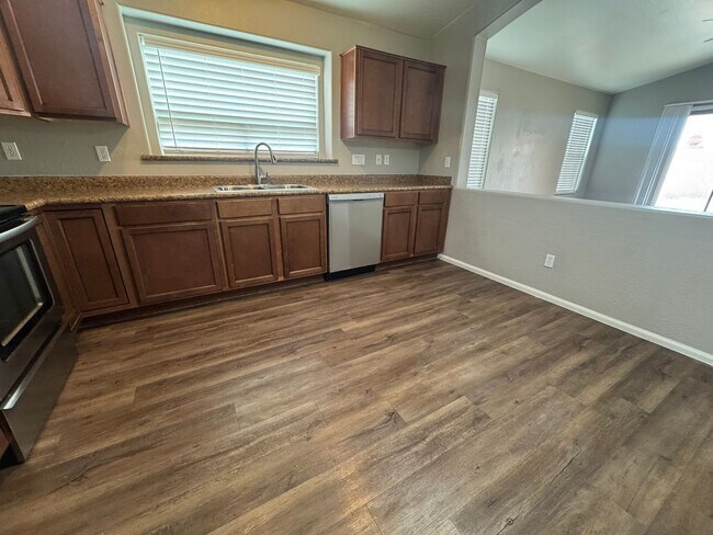 Photo - Spacious 3 bedroom 2 bath home in Circle Cross Ranch - San Tan Valley