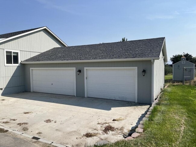 Photo - 22563 Hanley Dr