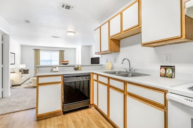 Photo - Las Villas De Leon Apartments