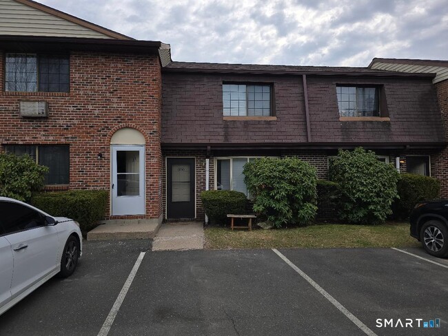 Building Photo - 100 Mark Ln Unit B6