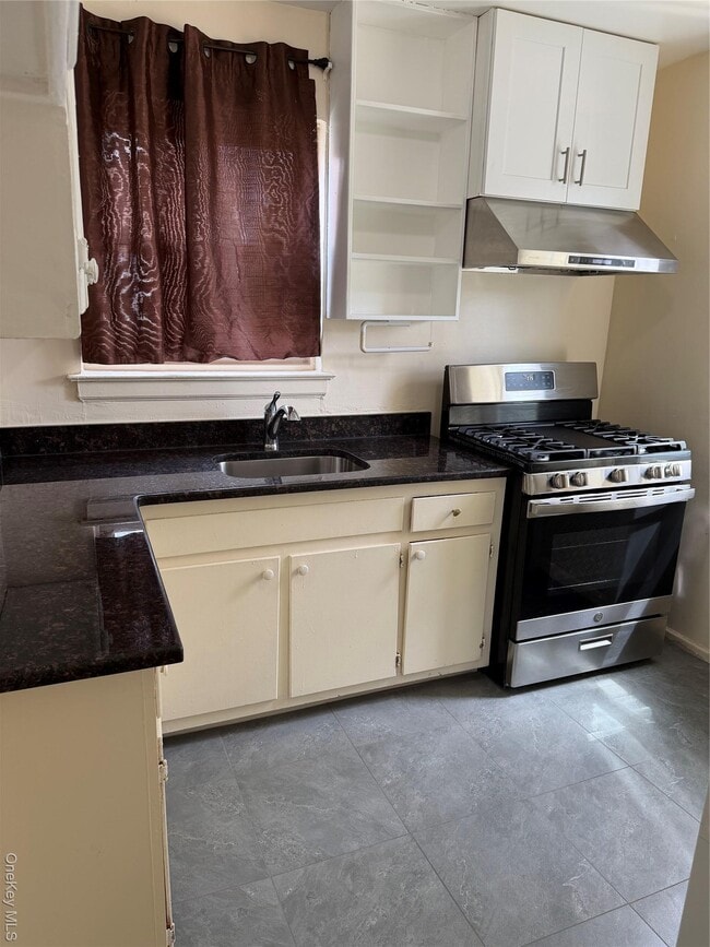 Photo - 254-07 75th Ave Unit A-1st Floor