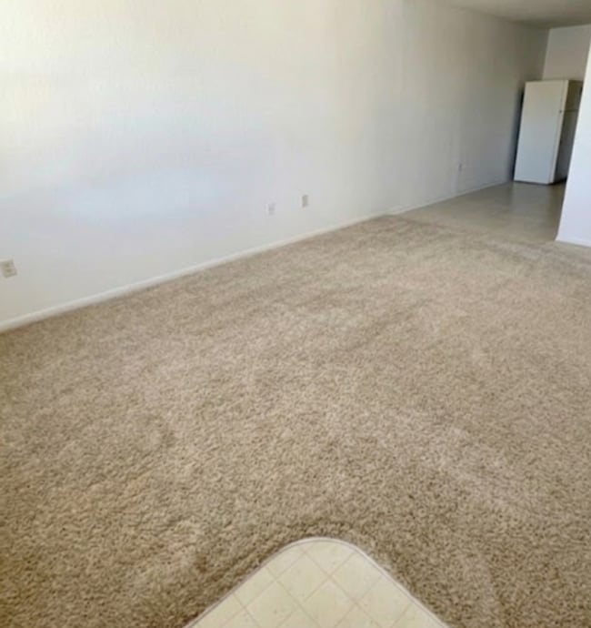 Photo - 106 Horseshoe Dr Unit B