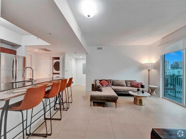 Building Photo - 7270 SW 88th St Unit B407 Rental