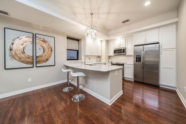 Peregrine 100 suite 204 furnished option for September - Peregrine 100 Rental