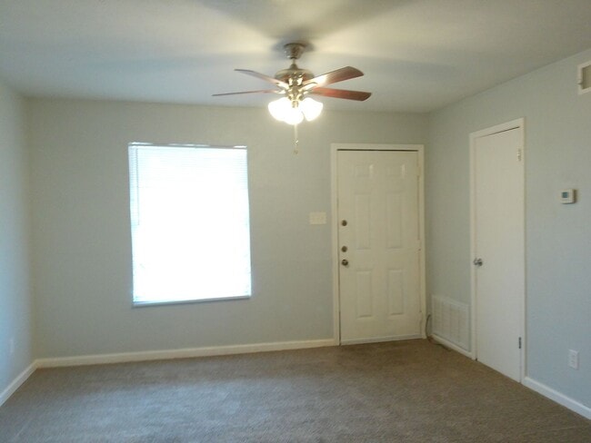 Photo - 2026 Waldron Rd
