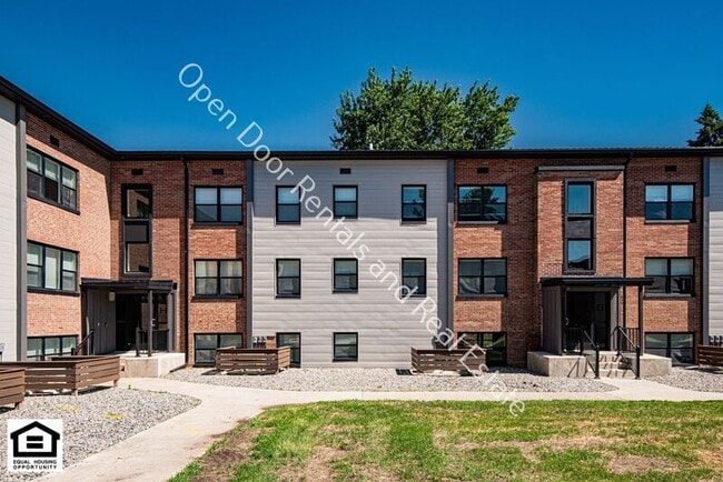 Photo - 1823 Griswold Dr