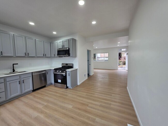 Photo - Fully Rehabbed 3 bedroom 2 bathroom house for rent!