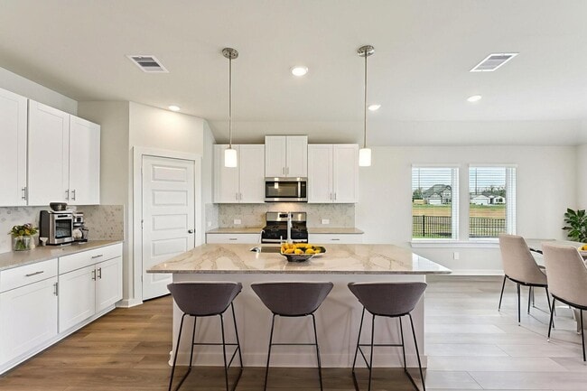 Photo - 5503 Bowquiver Ln