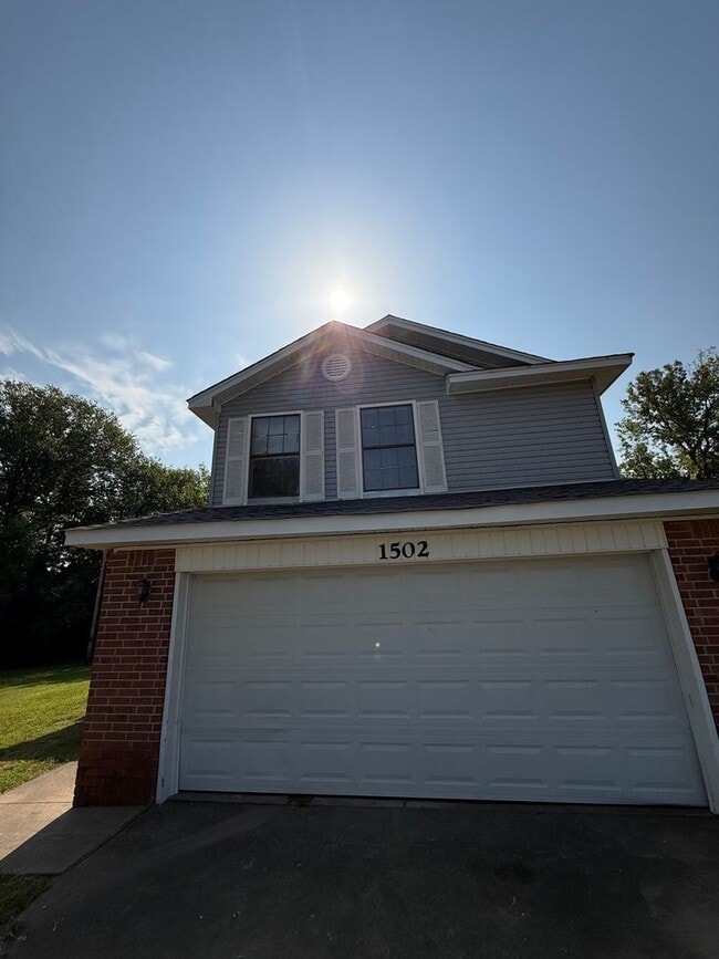Photo - 1502 Heather Ct