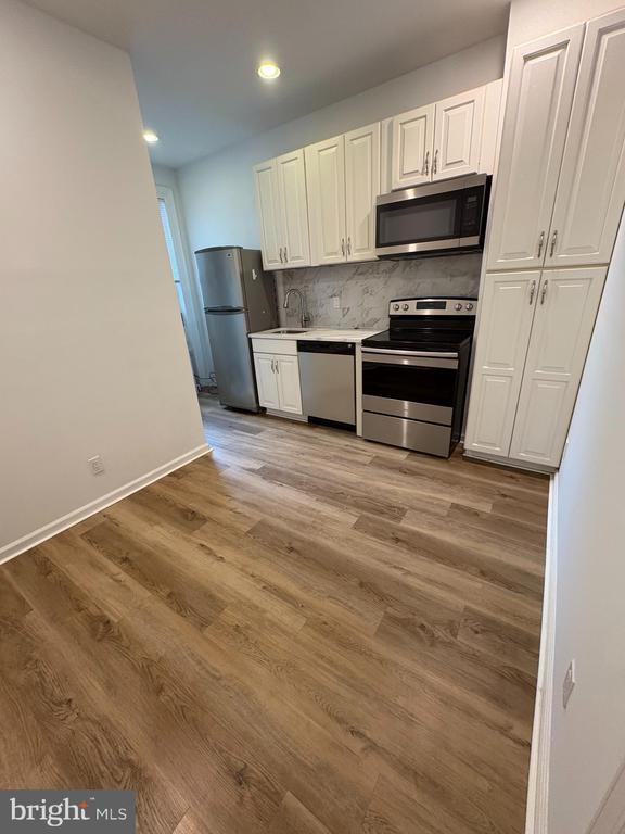 Building Photo - 2129 Spring Garden St Unit 2F Rental