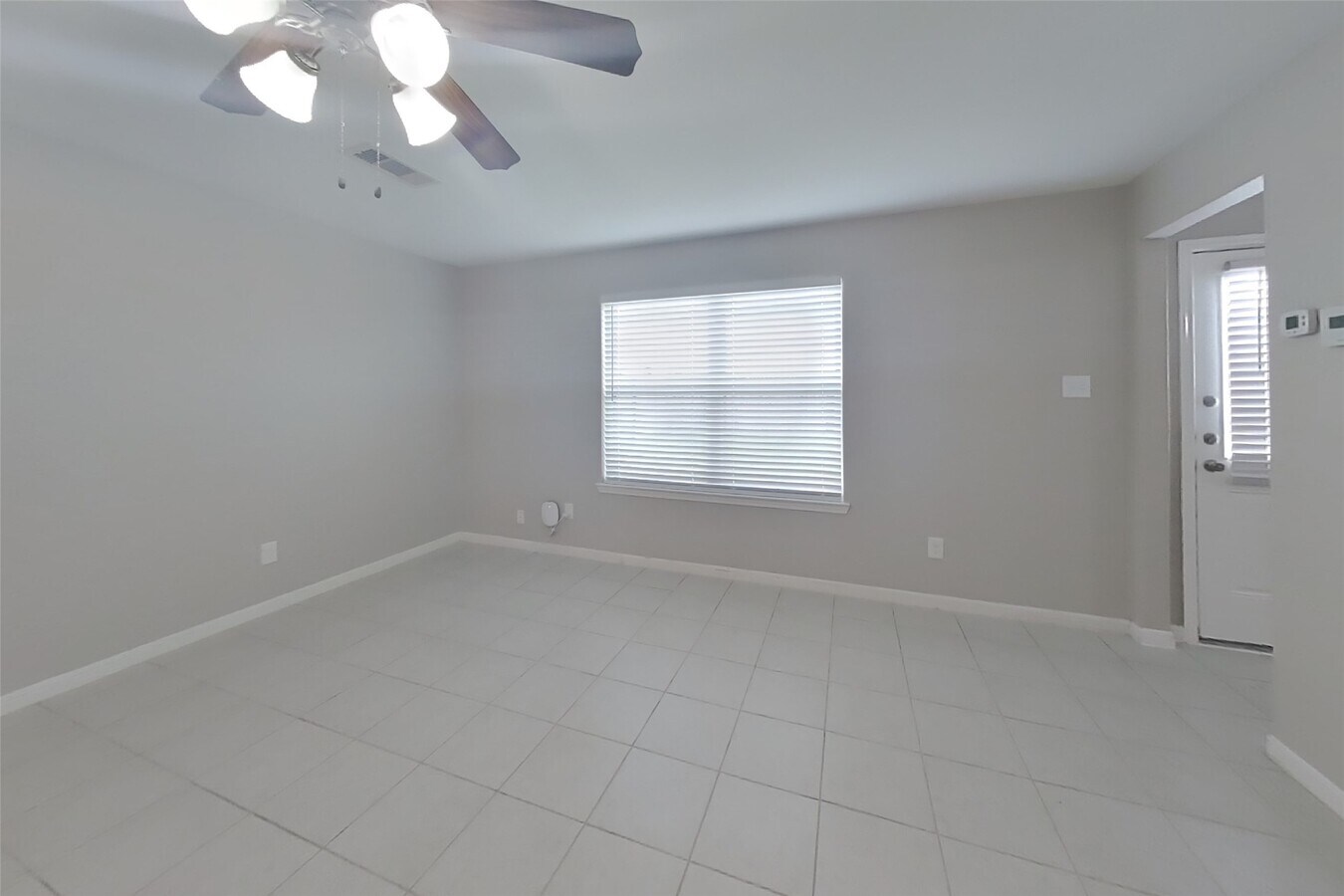 Photo - 628 Totem Trail Dr