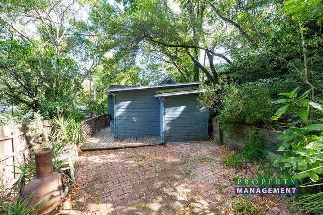 Photo - 357 Forrest Ave